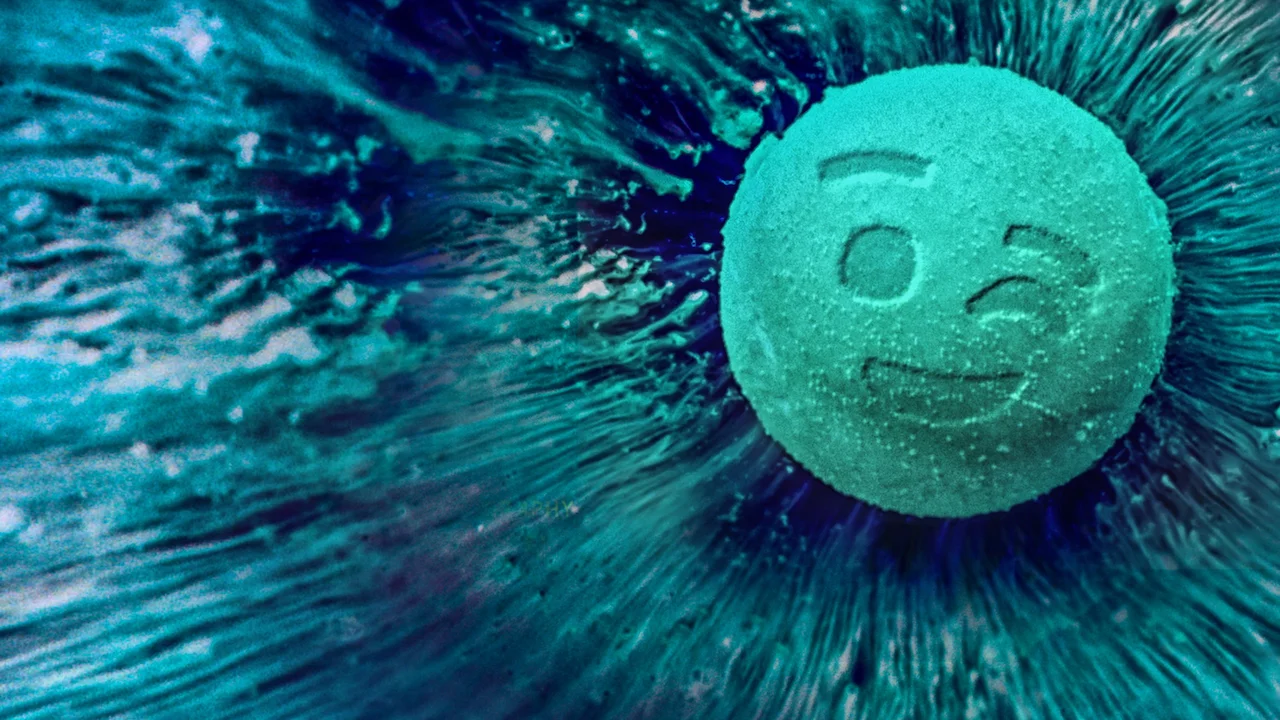 How to Sell Drugs Online (Fast)