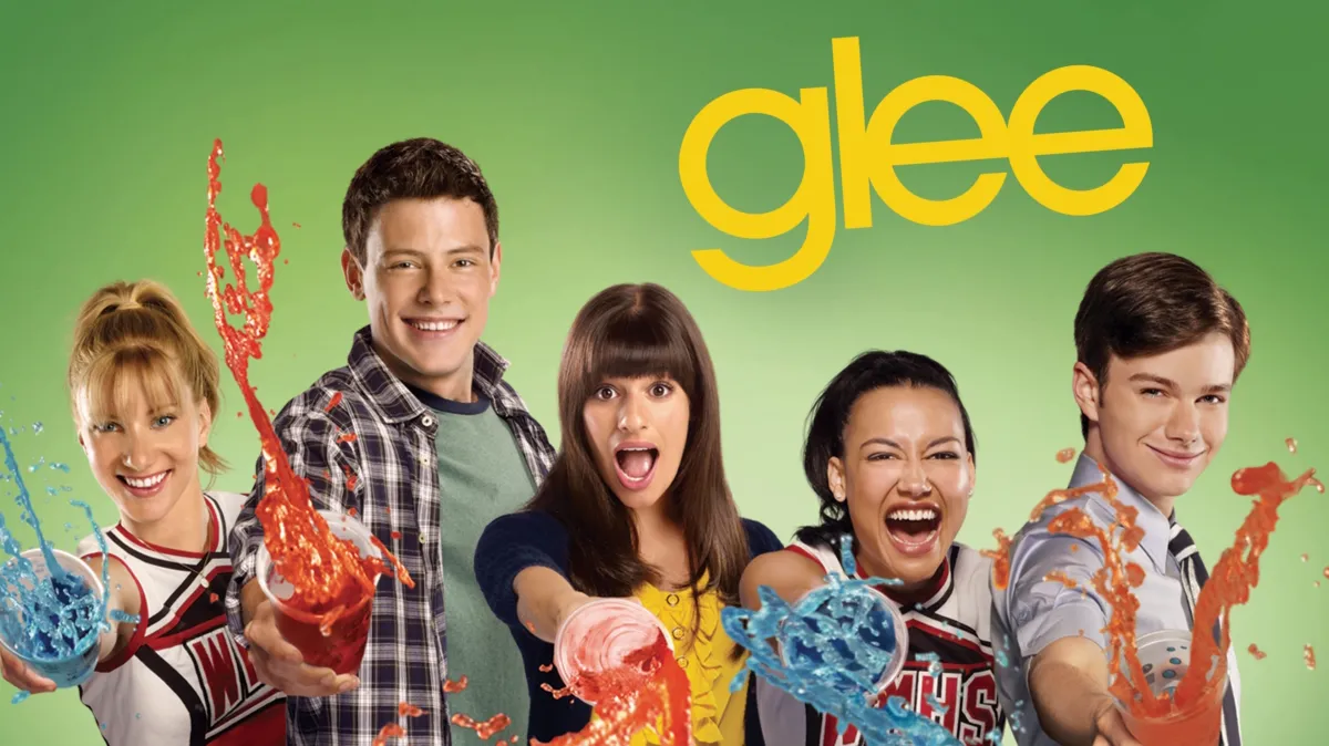 Glee poster — TV series on Disney+