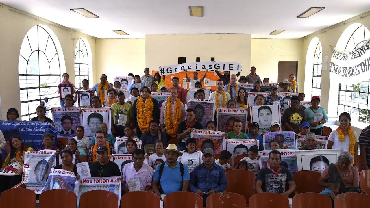 Ayotzinapa, el paso de la tortuga