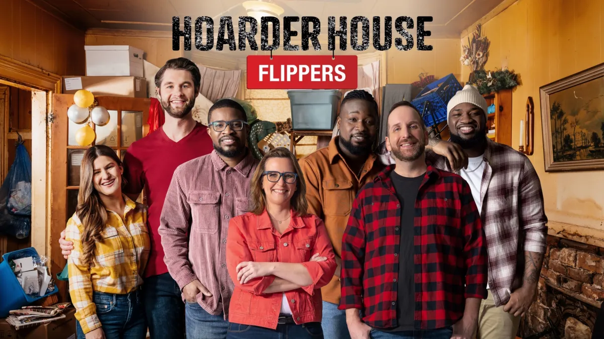 Hoarder House Flippers poster — TV series on Disney+